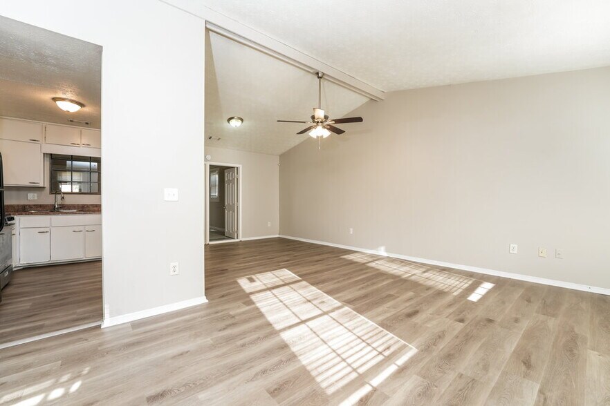 Building Photo - 5584 Marbut Rd