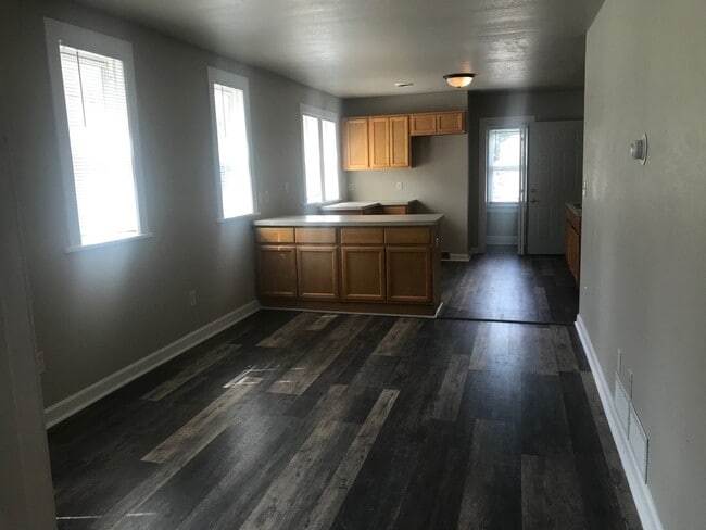 Building Photo - 3123-23A N 37th St