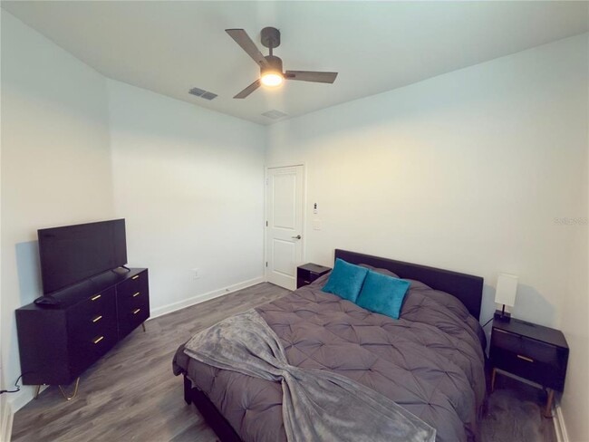 Building Photo - 5523 Sapphire Stone Cv