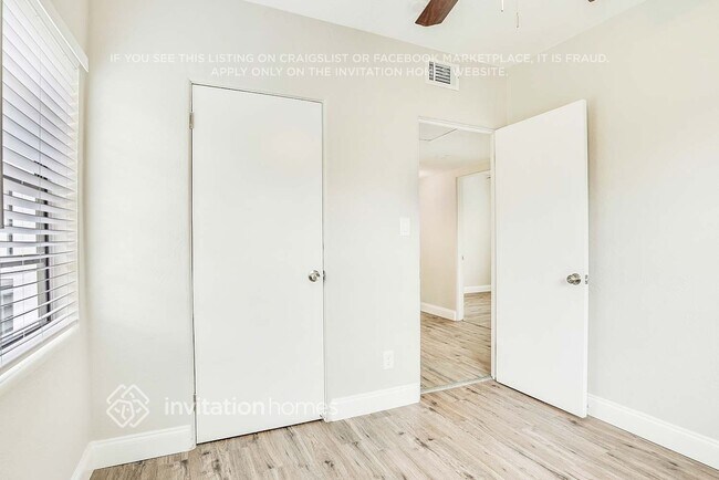 Building Photo - 6226 Dahlia Dr