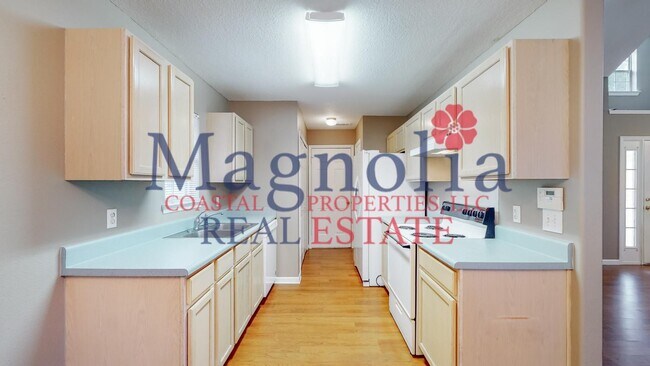 Building Photo - 3 Bedroom 2 Bathroom Home - Hope Creek Subdivision - Richmond Hill