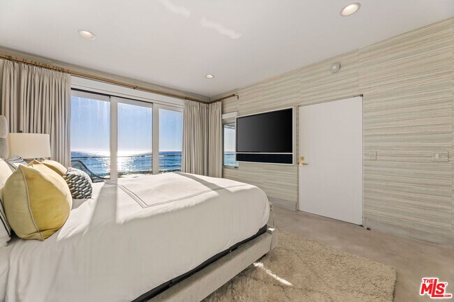 Building Photo - 42580 Pacific Coast Hwy