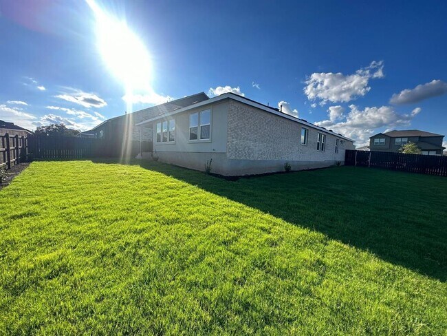 Building Photo - 4116 Home Pl Rd