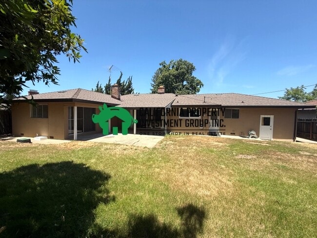 Building Photo - 1212 40th Ave