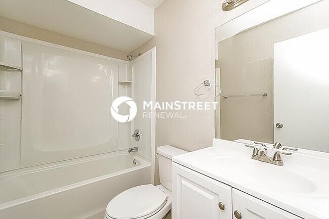 Building Photo - 3 Bedroom Pet-Friendly Home in Tucson, AZ ...