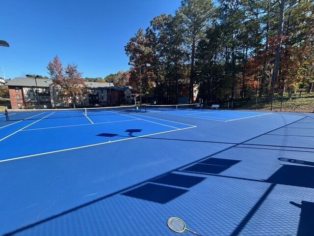 Building Photo - 6851 Roswell Rd