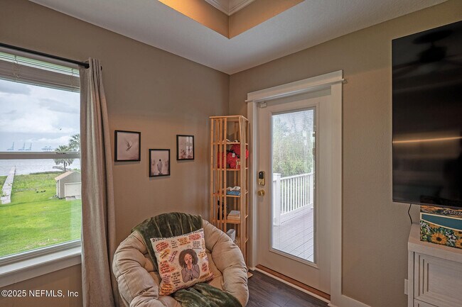 Building Photo - 3693 Lightview Ln