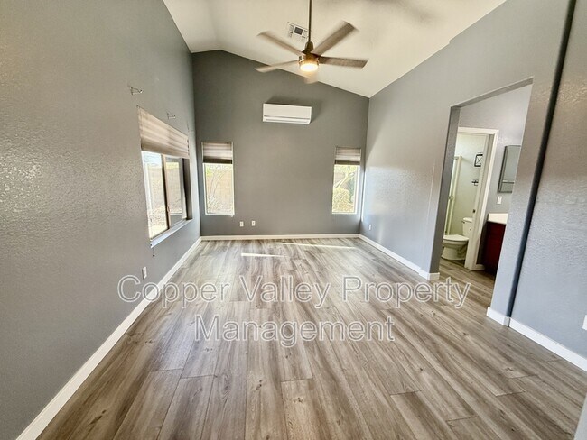 Building Photo - 3553 W Morse Ct