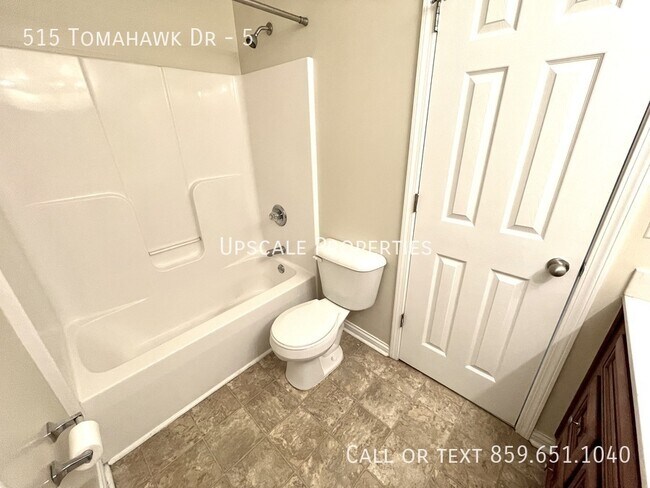 Building Photo - 515 Tomahawk Dr