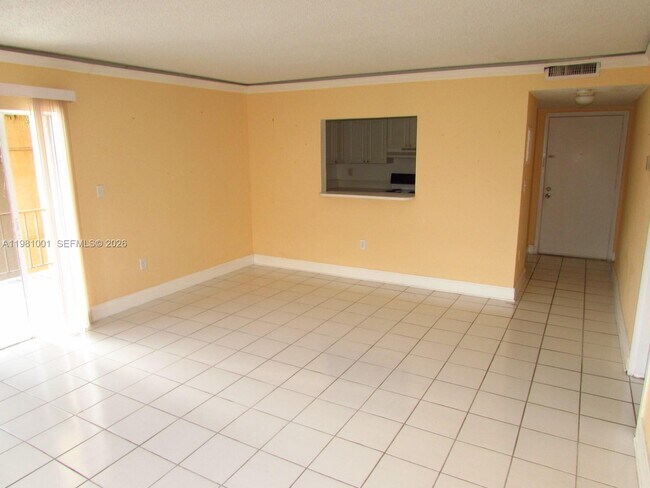 Building Photo - 5100 SW 41st St