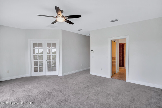 Building Photo - 2534 N Hwy A1A