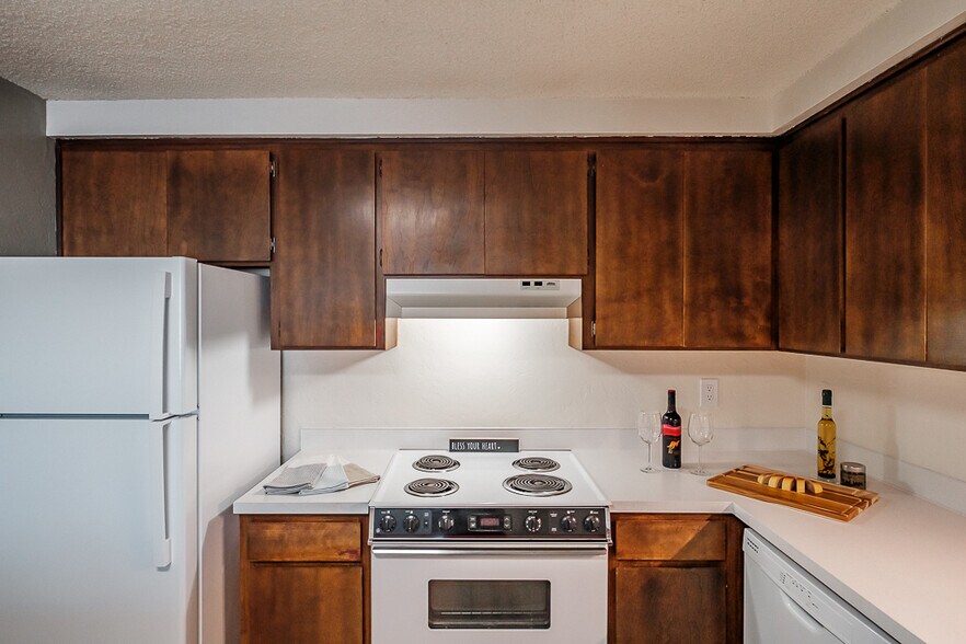 The Clairmont 16901785 Adkins St Eugene OR 97401 Apartment Finder