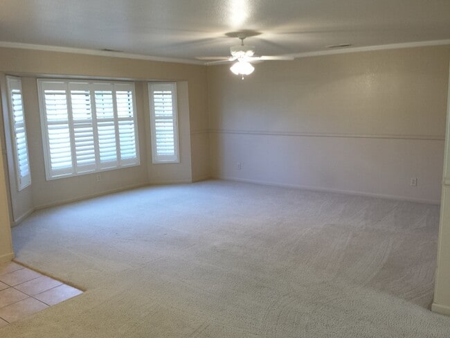 Building Photo - 3190 Driftstone Dr