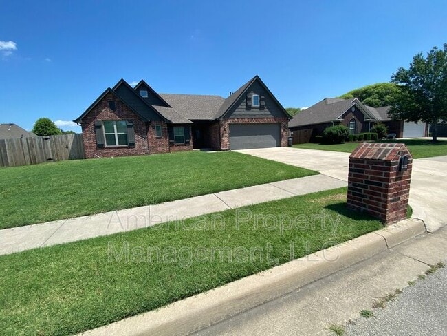 Building Photo - 5312 Charleston Dr
