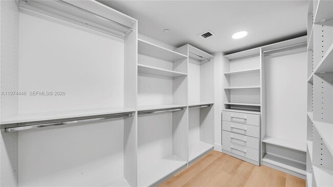 Building Photo - 555 NE 34th St