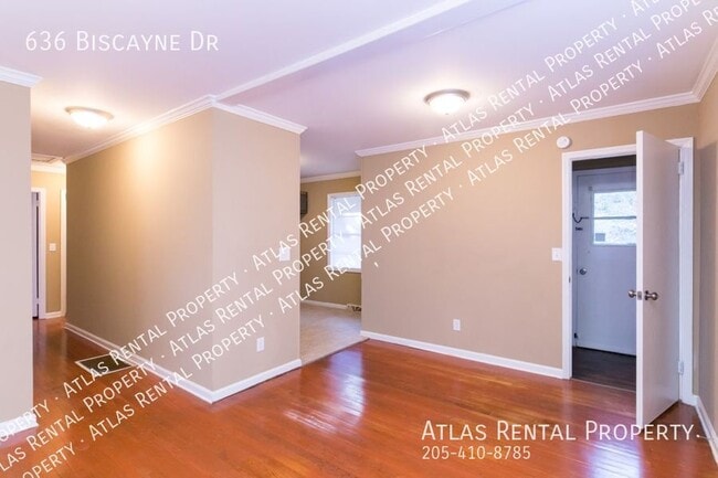 Building Photo - 636 Biscayne Dr
