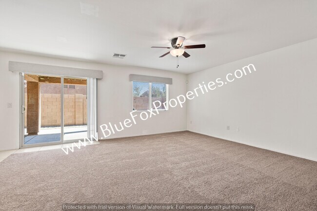 Building Photo - 8784 N Western Red Cedar Dr
