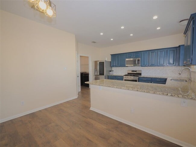 Building Photo - 324 Hidden Brook Ln