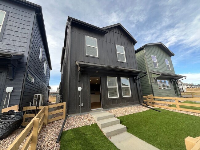 Building Photo - Fantastic New Home in Mosaic