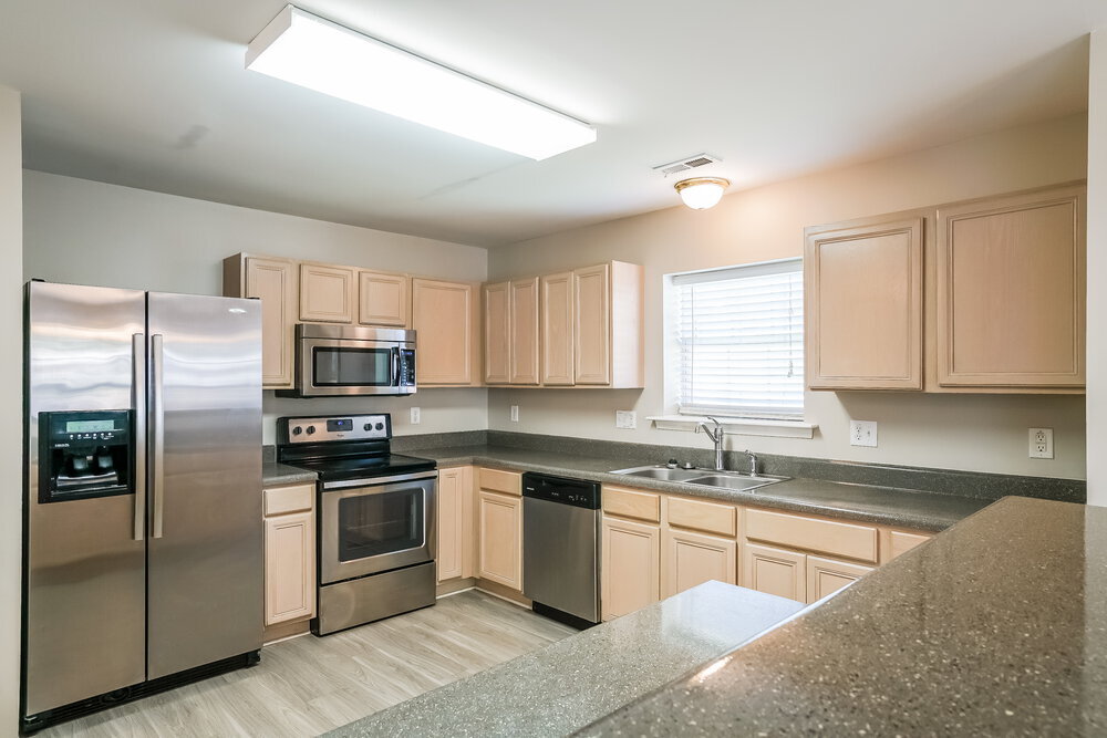 Building Photo - 5405 Kissimmee Ln
