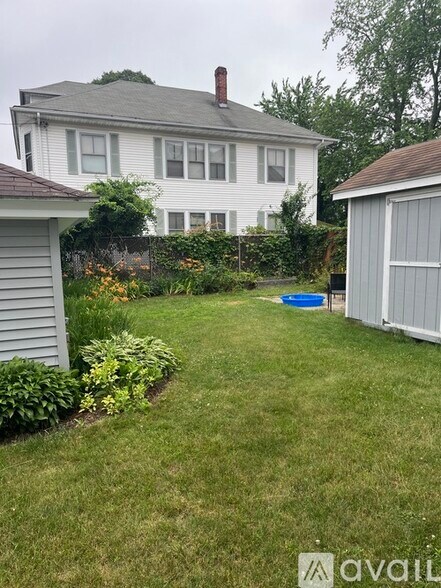 Building Photo - 80 Pawtuxet Ave