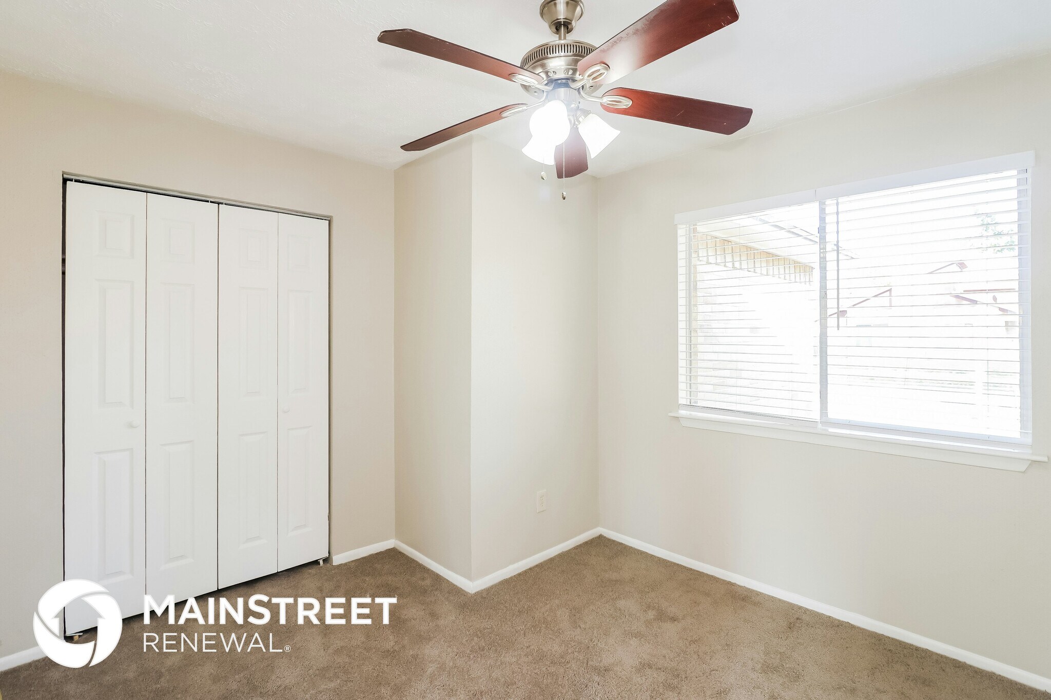 Building Photo - 15830 Gatebriar Dr