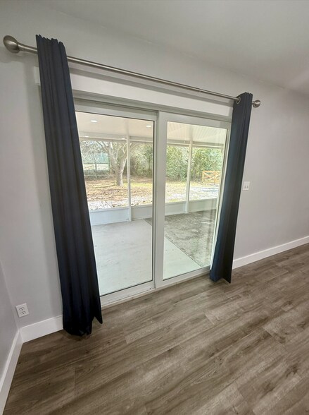 Building Photo - 117 Watters Dr