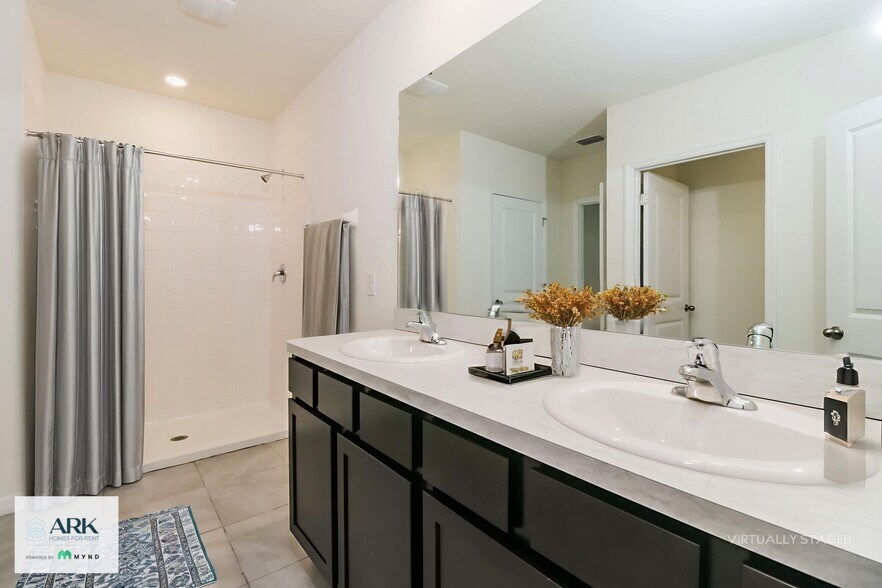 Building Photo - 7561 Cypress Walk Dr