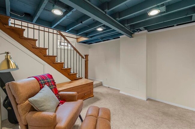 Building Photo - 4269 Doncaster Dr