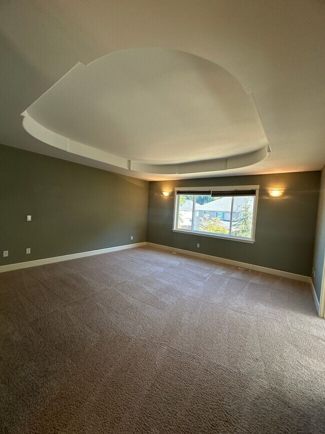 Building Photo - 12015 183rd St E