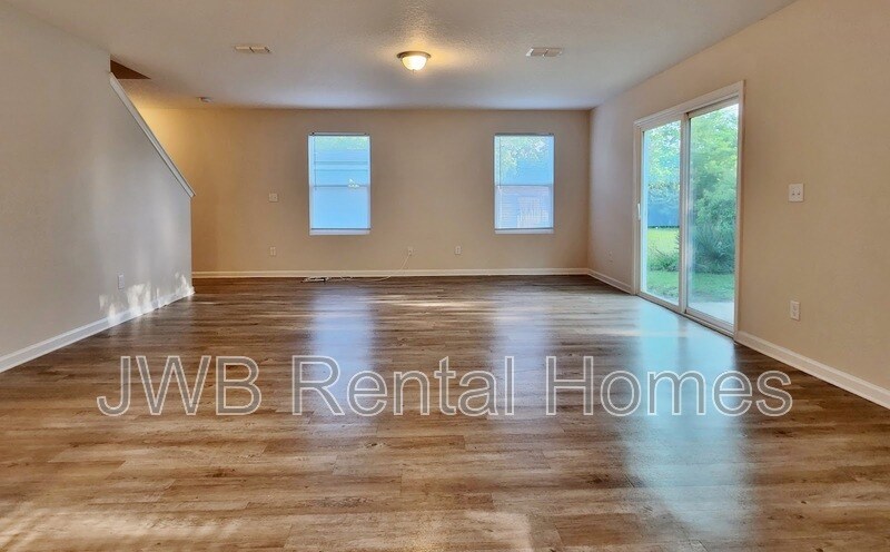 Building Photo - 1179 Woodruff Ave