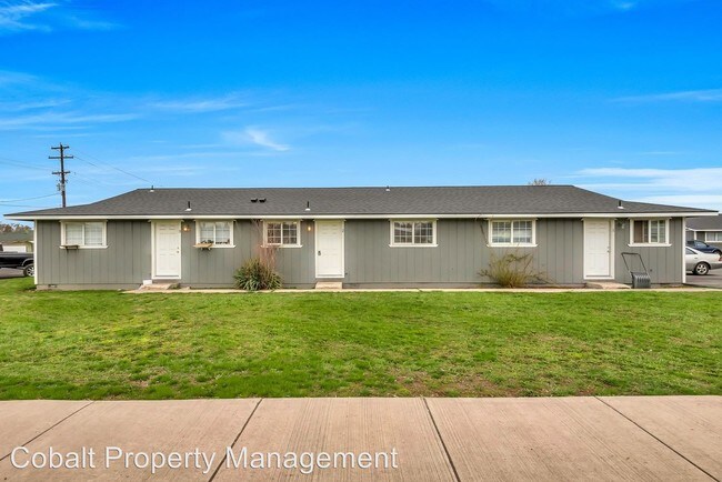 Building Photo - 960 NW Fairmont St