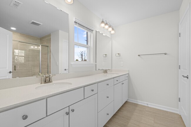 Building Photo - 2136 Grouse Ski Cir