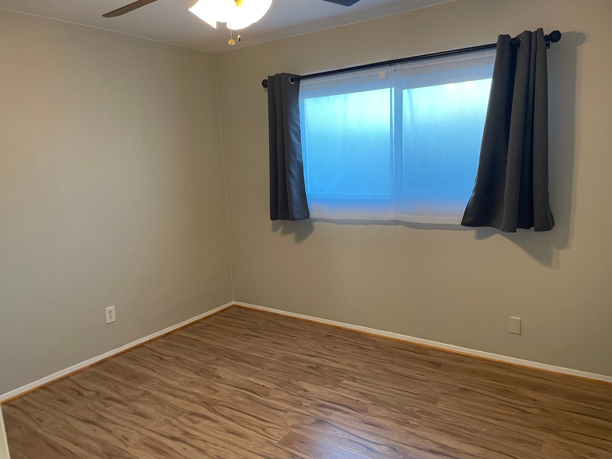 Building Photo - 3918 Christina Rd