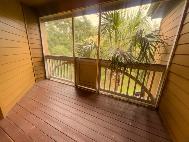 Building Photo - SABLE WALK RENTAL MOVE IN NOW!Spacious 2X2...