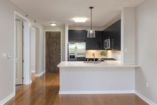 Building Photo - 200 Manufacturers Rd