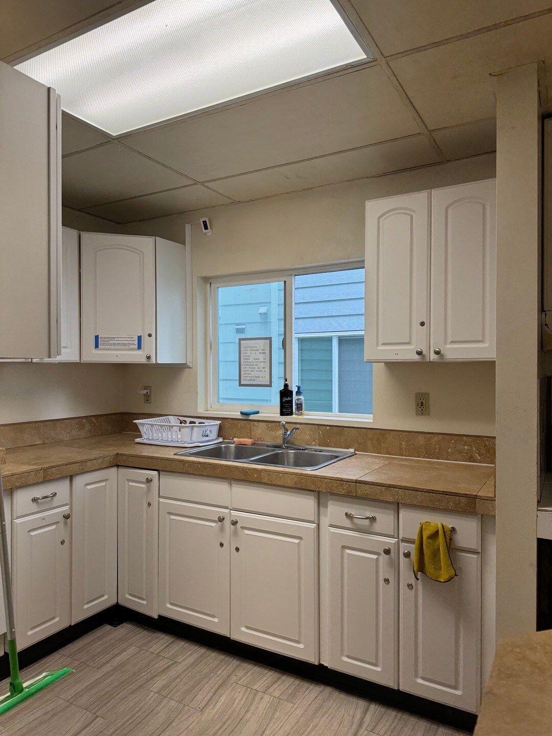 Building Photo - 5042 11th Ave NE