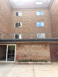 Building Photo - 300 S Roselle Rd