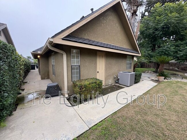 Building Photo - 5503 W Sweet Dr