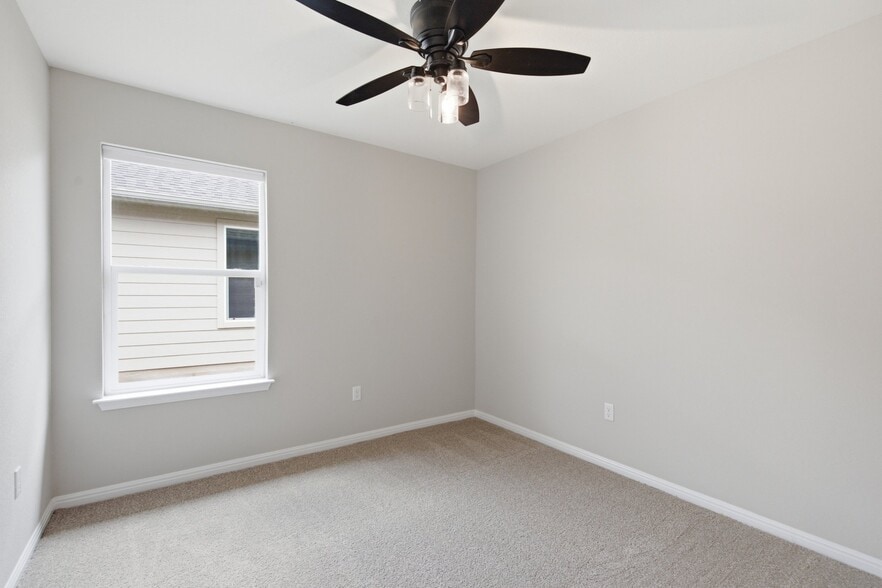 Building Photo - 103 Hamilton Pool Ln