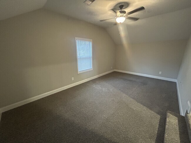 Building Photo - 1176 Elizabeth Ln