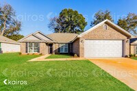 Building Photo - 719 Park Ln