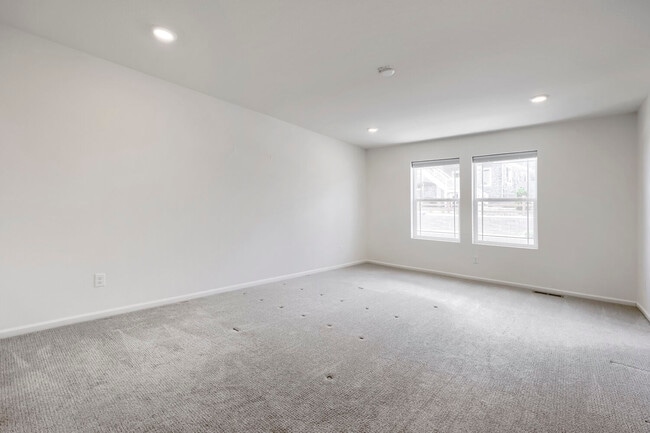 Building Photo - 17214 W 94th Ave
