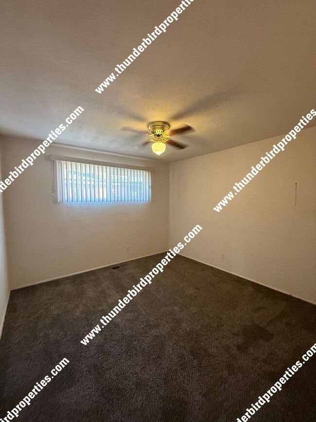 Building Photo - Desired NE location near Sandia High School and Uptown - MOVE IN SPECIAL $250.00 off first months...