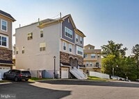 Building Photo - 6707 Cinnaminson Ct