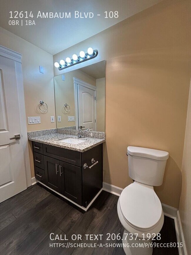 Building Photo - 12614 Ambaum Blvd SW