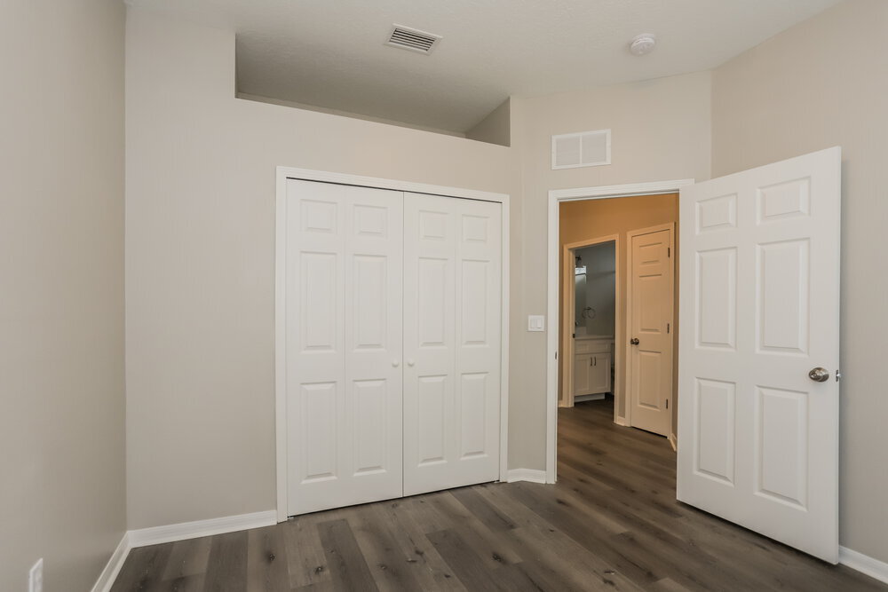 Building Photo - 6637 Cambridge Park Dr