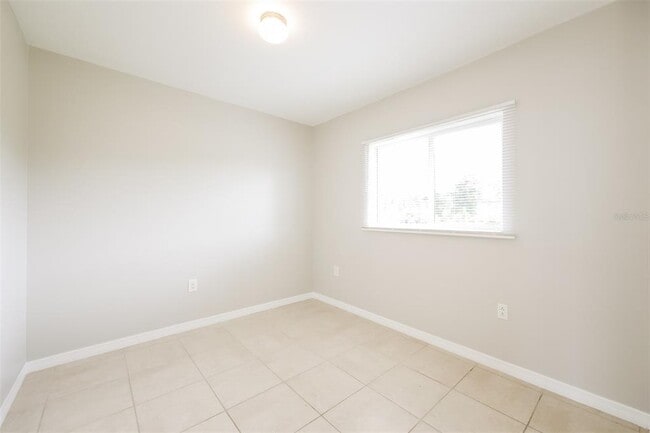 Building Photo - 3113 71st St W