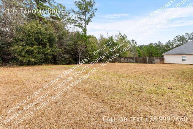 Building Photo - 105 Tahoma Dr