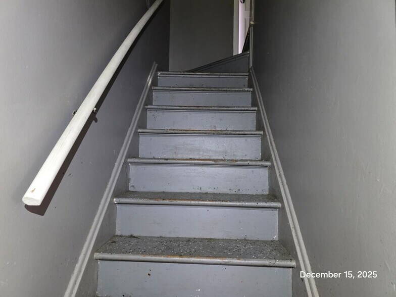 Building Photo - 18582 Edinborough Rd